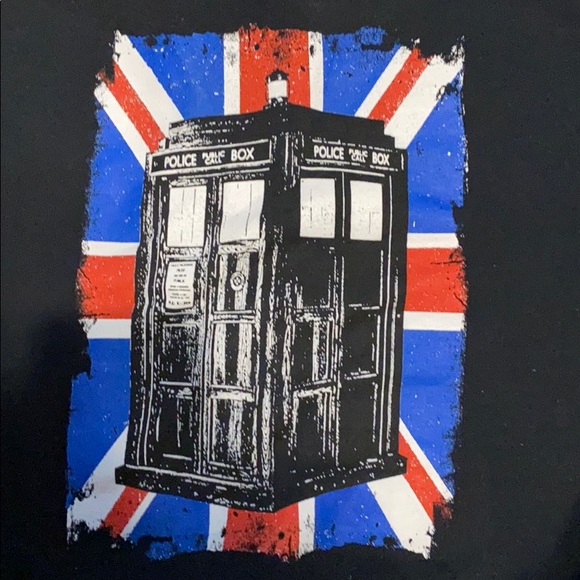 Doctor Who Police Box Union Jack Pullover - Picture 3 of 3